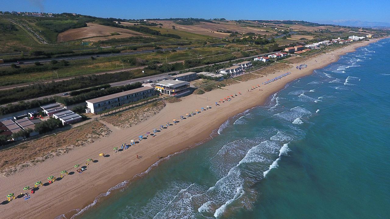 Villaggio Azzurra Termoli Exterior foto